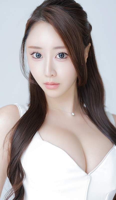 あやか&lpar;AYAKA&rpar;